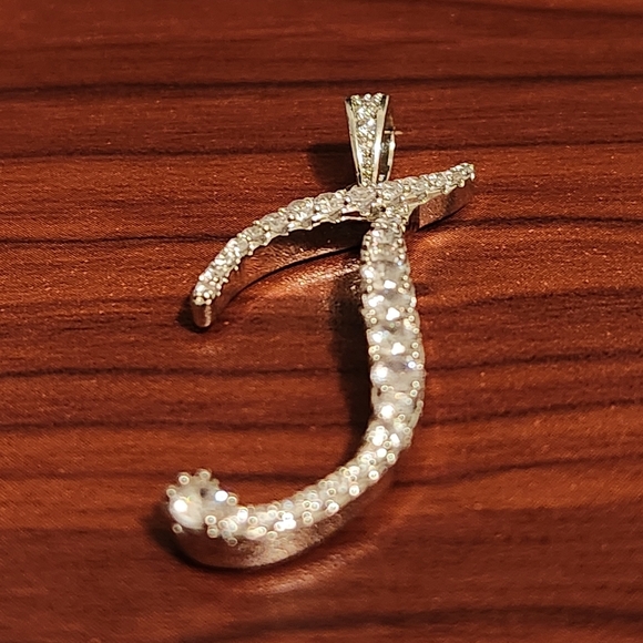 Silver Rhinestone T Pendant - Picture 7 of 8